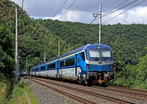 Hitze im Liveticker: Strom weg, Türen zu! Mehr als 600 Passagiere sitzen ohne Klimaanlage im Zug fest
