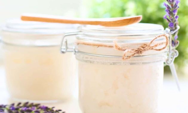 Homemade Lavender and Vanilla Sugar Scrub for Silky Skin 1 featured 1170