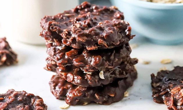Quick No-Bake Chocolate Peanut Butter Cookies 1 featured 1593