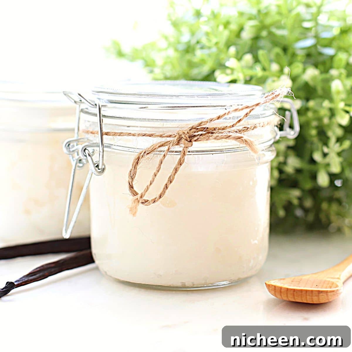 Homemade Vanilla Sugar Scrub and Free Printable Labels