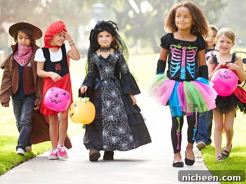 5 Essential Halloween Safety Tips for Trick or Treating 6 5 Essential Halloween Safety Tips for Trick or Treating