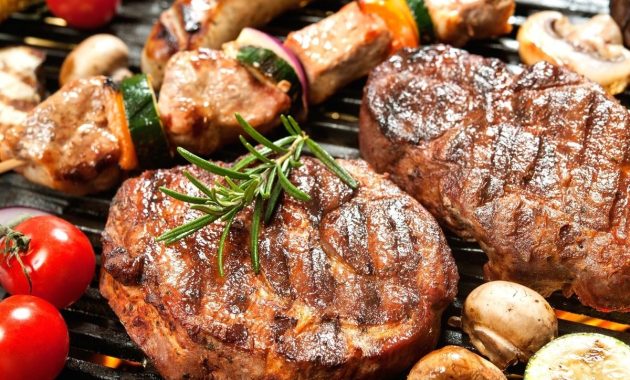 How to Keep Meat Moist on the Grill: 8 Expert Tips 1 featured 300942