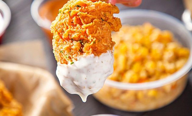 15 Irresistible Dipping Sauce Recipes for Chicken Tenders 1 featured 308172