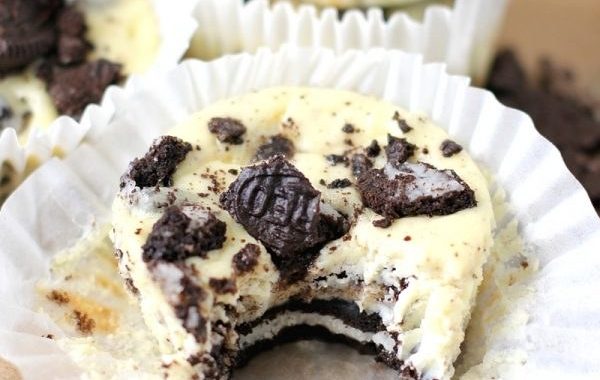 Mini Oreo Cheesecakes Recipe 1 featured 4598