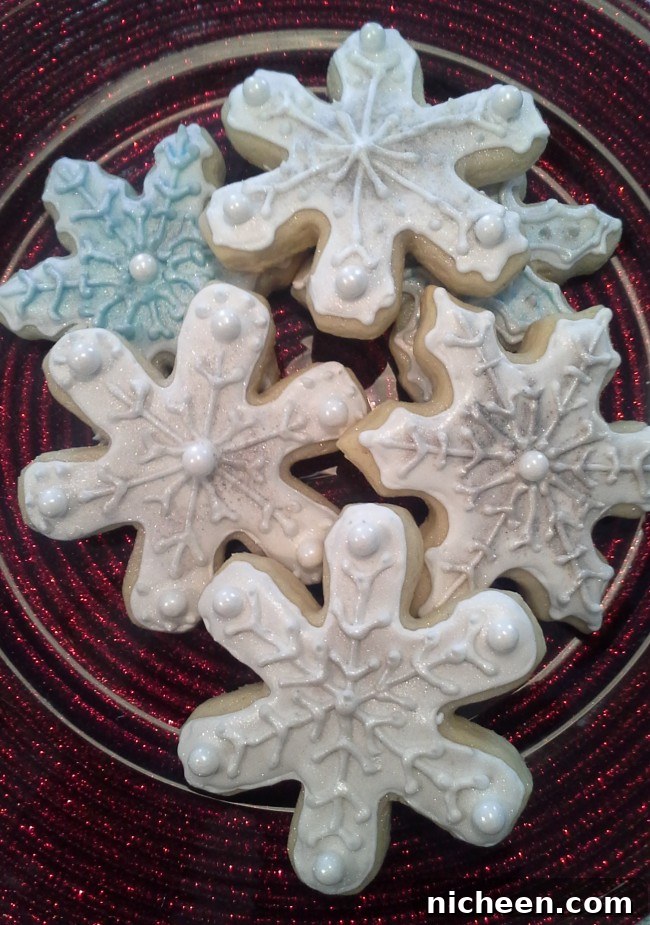 Cookie Exchange Recipes that wow, Snowflake Shaped Christmas Cookies