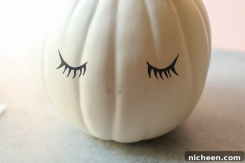 DIY Unicorn Pumpkin: Cute Halloween Craft Tutorial 10 sharpie drawn Eyelashes on pumpkin