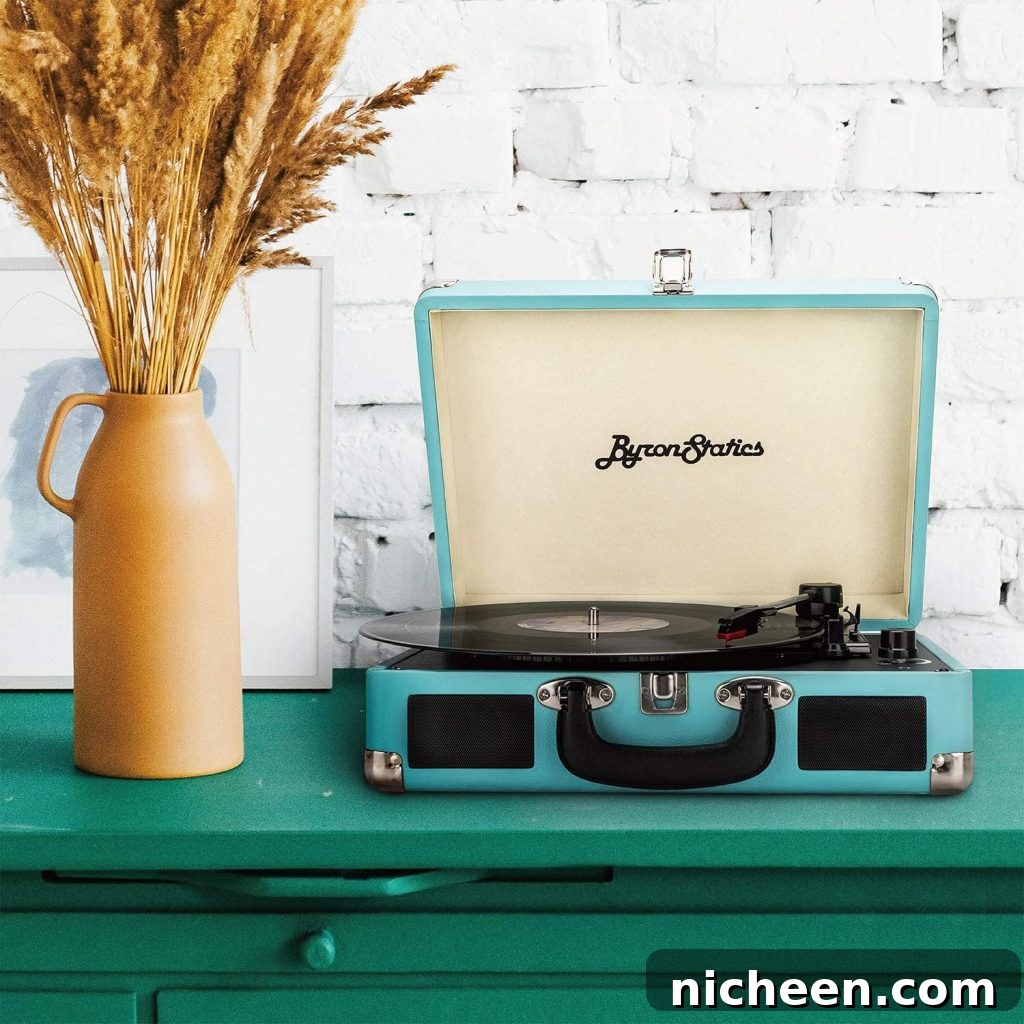15 Gift Ideas Teen Girls Will Love 3 record player