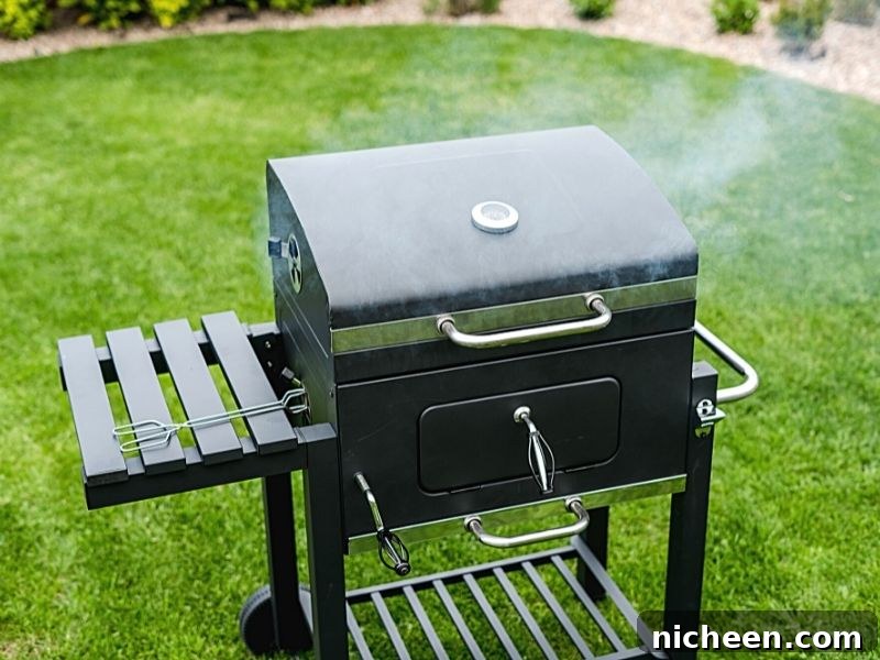 How to Keep Meat Moist on the Grill: 8 Expert Tips 4 BBQ grill with lid closed