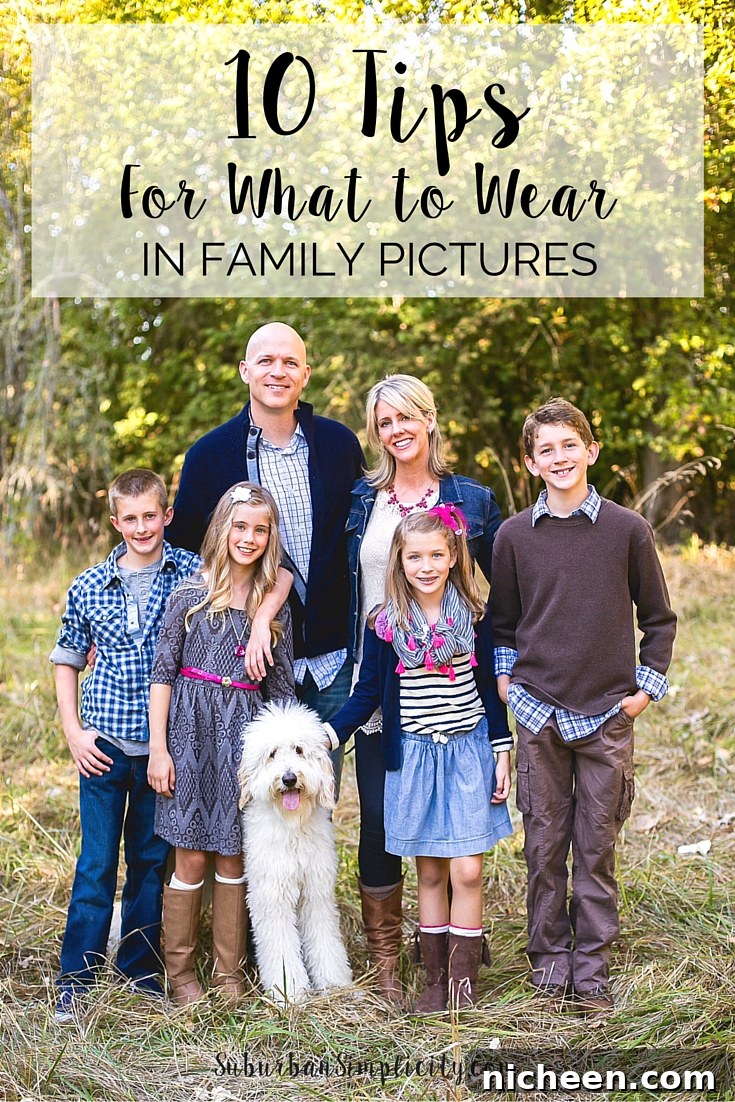 Beginner Photography Essentials: Camera Settings and Tips 8 Tips for What to Wear in family pictures. Take the stress out of what to wear with these great tips. |Family Photos