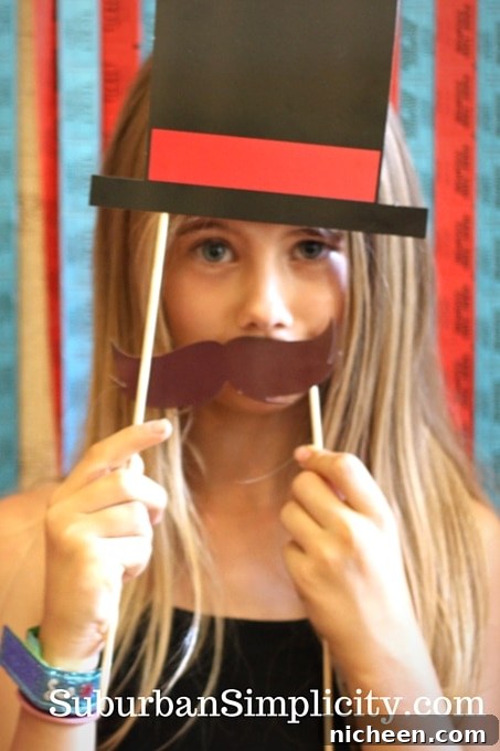 How to Plan a Movie-Themed Birthday Party: Ideas and Checklist 10 Movie-themed-birthday-Party